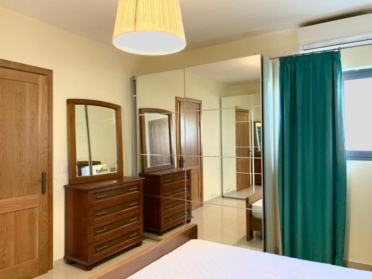 Апартаменты Marble Arch Apt - St Julians Сент Джулианс Экстерьер фото